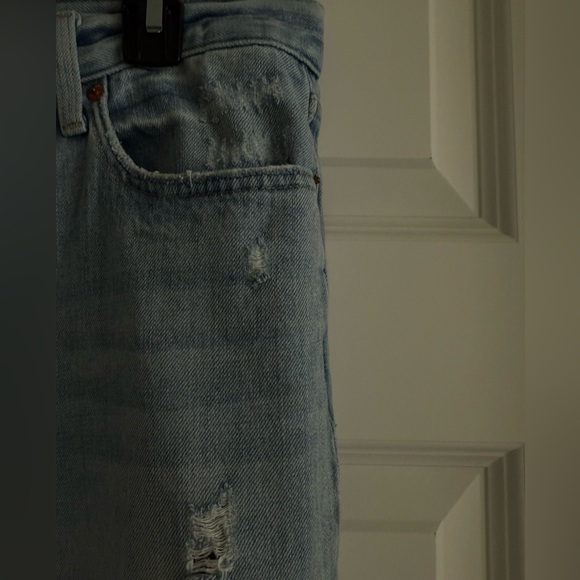 Pistola Distressed Blue Jeans that look amazing! - Picture 3 of 8